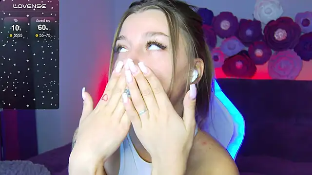 Snapshot of LindaBrilliant chatting on September 27, 2025, 1:34 am LindaBrilliant online show from September 27, 2025, 1:34 am