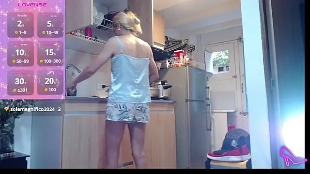 AllysonStonne online show from March 18, 2026, 10:10 pm