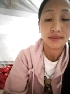 Snapshot of cute_love00 chatting on October 12, 2025, 10:55 pm cute love00 online show from October 12, 2025, 10:55 pm