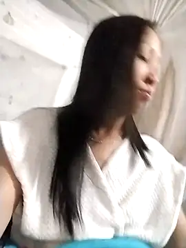 cute love00 online show from February 21, 2026, 11:23 am