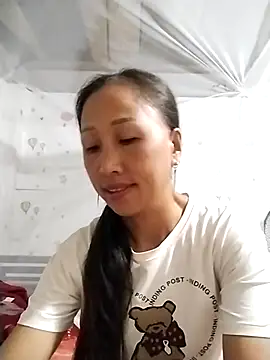 Snapshot of cute_love00 chatting on September 24, 2025, 10:48 pm cute love00 online show from September 24, 2025, 10:48 pm