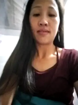 Snapshot of cute_love00 chatting on October 28, 2025, 10:31 pm cute love00 online show from October 28, 2025, 10:31 pm