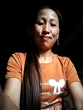 cute love00 online show from September 9, 2025, 2:32 am