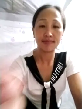 Snapshot of cute_love00 chatting on October 5, 2025, 9:05 pm cute love00 online show from October 5, 2025, 9:05 pm