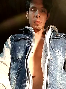 Snapshot of AssHotBoytwink chatting on November 2, 2025, 6:18 am AssHotBoytwink online show from November 2, 2025, 6:18 am