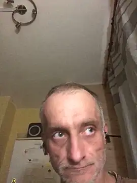 pepis117 online show from April 10, 2026, 9:44 pm