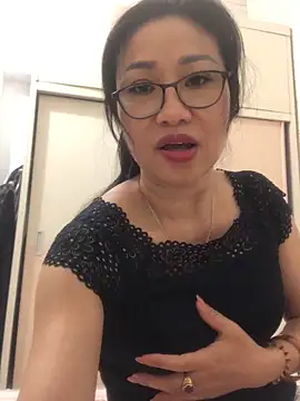 Vitamin sexy online show from September 20, 2025, 7:57 am