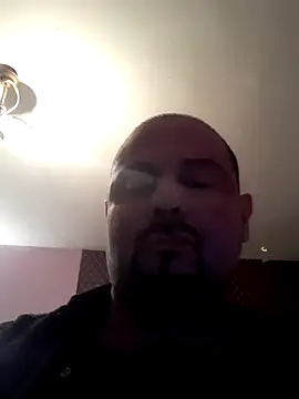  NEREZA  online show from March 3, 2026, 9:33 pm