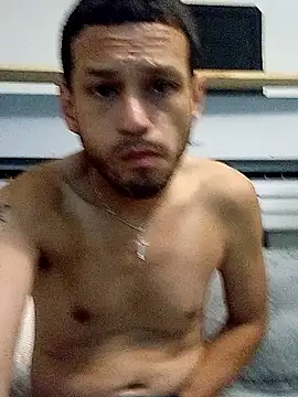 Snapshot of Andrez5041 chatting on September 16, 2025, 12:39 pm Andrez5041 online show from September 16, 2025, 12:39 pm