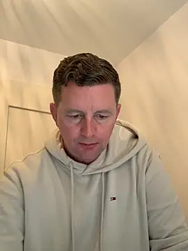 Snapshot of Crusher19830 chatting on November 8, 2025, 3:48 pm Crusher19830 online show from November 8, 2025, 3:48 pm