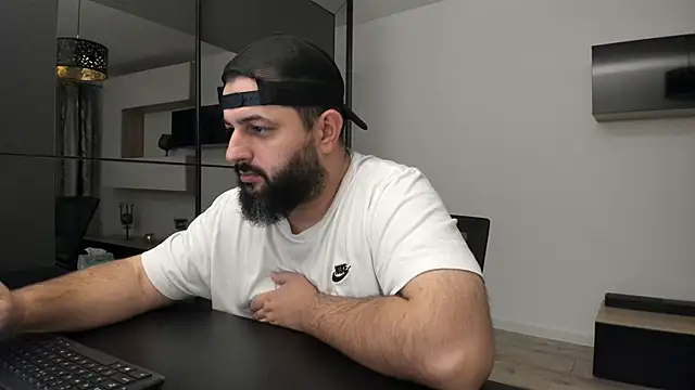 Snapshot of DravenPeak chatting on October 8, 2025, 6:08 pm DravenPeak online show from October 8, 2025, 6:08 pm