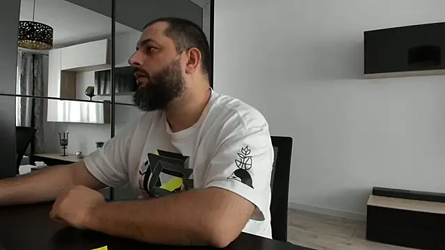 Snapshot of DravenPeak chatting on September 10, 2025, 9:41 am DravenPeak online show from September 10, 2025, 9:41 am