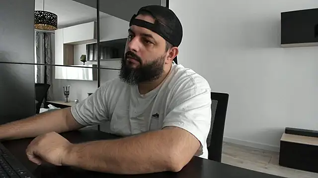 Snapshot of DravenPeak chatting on October 11, 2025, 10:16 am DravenPeak online show from October 11, 2025, 10:16 am