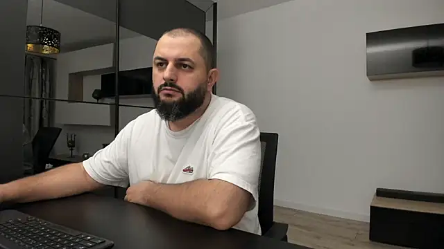 Snapshot of DravenPeak chatting on September 20, 2025, 7:30 pm DravenPeak online show from September 20, 2025, 7:30 pm