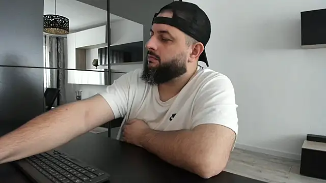 Snapshot of DravenPeak chatting on October 26, 2025, 10:37 am DravenPeak online show from October 26, 2025, 10:37 am