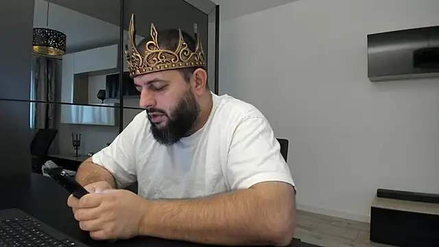 Snapshot of DravenPeak chatting on September 12, 2025, 4:56 am DravenPeak online show from September 12, 2025, 4:56 am