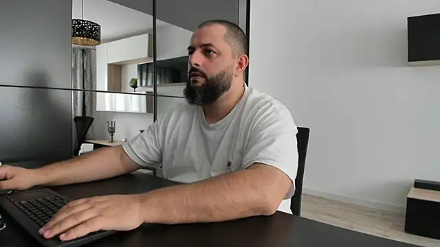 Snapshot of DravenPeak chatting on September 22, 2025, 9:15 am DravenPeak online show from September 22, 2025, 9:15 am