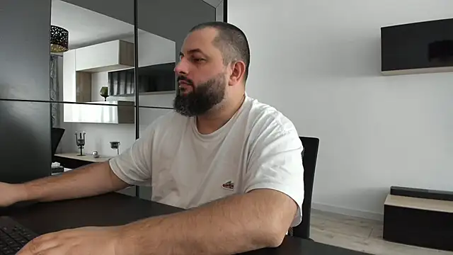 Snapshot of DravenPeak chatting on September 23, 2025, 12:12 pm DravenPeak online show from September 23, 2025, 12:12 pm