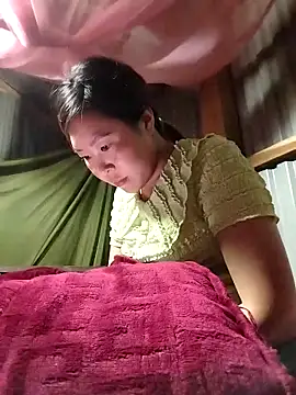 Snapshot of vivi_cute chatting on October 7, 2025, 1:12 pm vivi cute online show from October 7, 2025, 1:12 pm