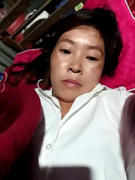 Snapshot of vivi_cute chatting on October 9, 2025, 9:59 pm vivi cute online show from October 9, 2025, 9:59 pm