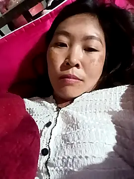 Snapshot of vivi_cute chatting on September 19, 2025, 2:10 pm vivi cute online show from September 19, 2025, 2:10 pm