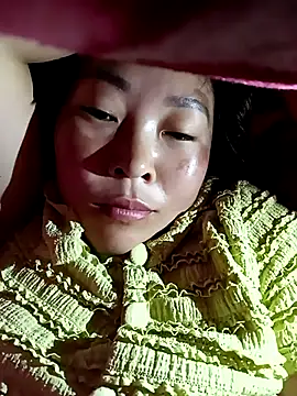 Snapshot of vivi_cute chatting on September 21, 2025, 10:37 pm vivi cute online show from September 21, 2025, 10:37 pm