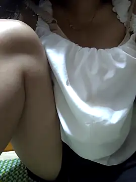 Cklovesu47244 online show from September 11, 2025, 5:35 pm