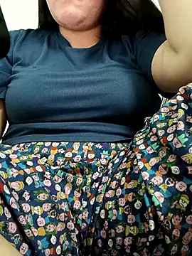  Babyrose  online show from January 18, 2026, 5:49 pm