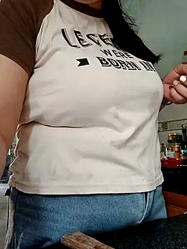  Babyrose  online show from April 2, 2026, 7:04 am