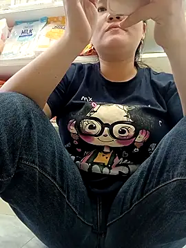  Babyrose  online show from October 19, 2025, 11:02 am