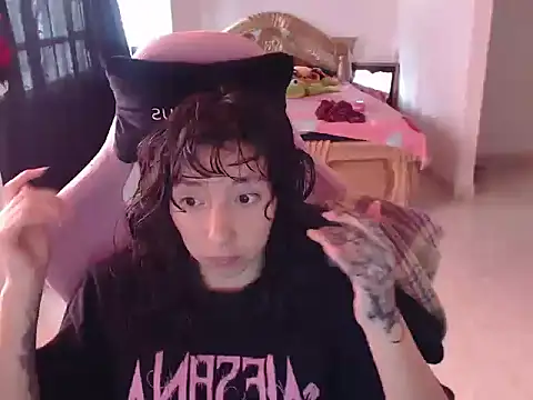 ScarlettShirahoshi online show from March 24, 2026, 4:40 pm