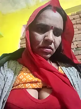 Pinky12A online show from December 4, 2025, 11:04 pm