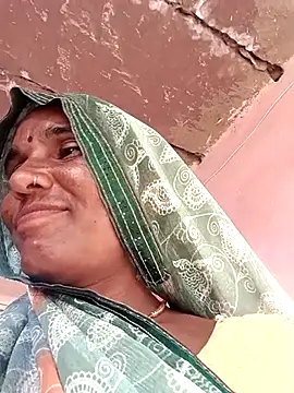 Snapshot of Pinky12A chatting on October 11, 2025, 9:21 am Pinky12A online show from October 11, 2025, 9:21 am