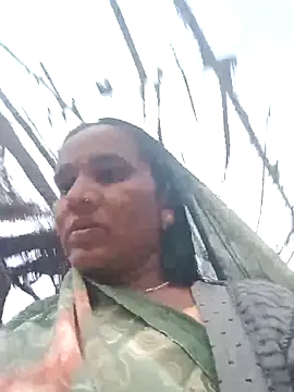 Snapshot of Pinky12A chatting on October 18, 2025, 12:45 am Pinky12A online show from October 18, 2025, 12:45 am