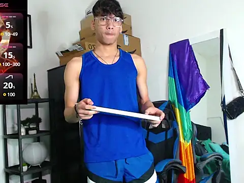 Snapshot of Gael_Jones chatting on September 18, 2025, 6:16 am Gael Jones online show from September 18, 2025, 6:16 am