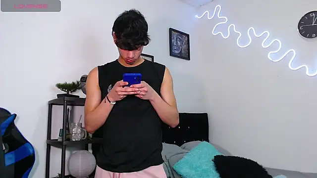 Snapshot of Gael_Jones chatting on October 26, 2025, 4:57 am Gael Jones online show from October 26, 2025, 4:57 am