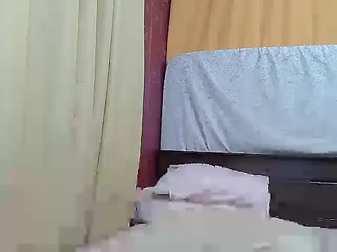 Snapshot of Elara8309 chatting on September 21, 2025, 5:12 am Elara8309 online show from September 21, 2025, 5:12 am