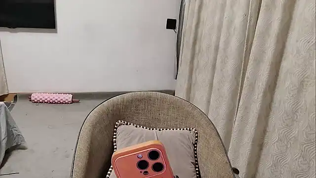 Shi luo2025 online show from March 28, 2026, 4:08 pm