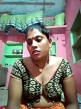 Snapshot of sanjna_sharmaa chatting on September 9, 2025, 3:21 pm sanjna sharmaa online show from September 9, 2025, 3:21 pm