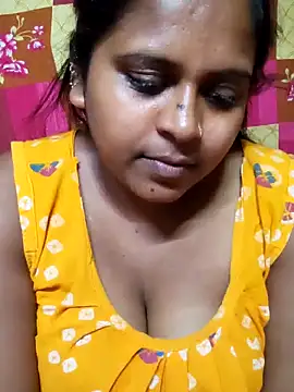 Hot-Show2 online show from April 12, 2026, 12:19 pm