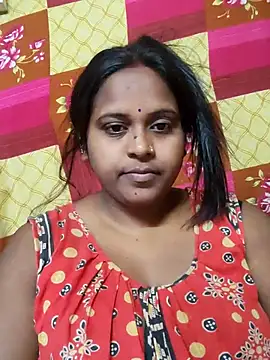 Hot-Show2 online show from April 5, 2026, 8:32 am