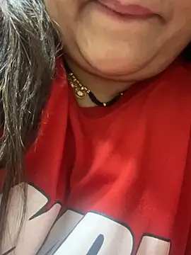 indian-hotmilfs online show from November 26, 2025, 1:11 pm