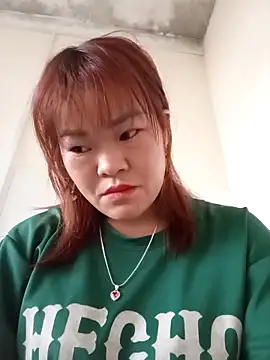 Snapshot of sukabae00 chatting on October 28, 2025, 12:11 am sukabae00 online show from October 28, 2025, 12:11 am