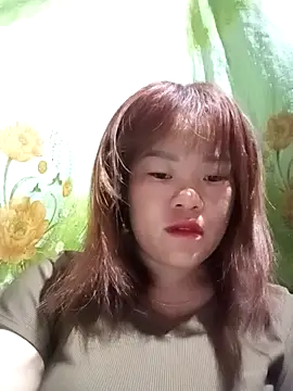 Snapshot of sukabae00 chatting on October 13, 2025, 10:43 pm sukabae00 online show from October 13, 2025, 10:43 pm