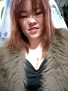 sukabae00 online show from November 6, 2025, 2:43 pm