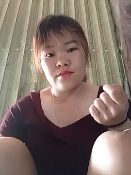 sukabae00 online show from April 13, 2026, 12:36 am