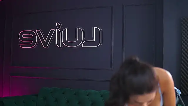 Snapshot of SiennaRuh chatting on September 29, 2025, 10:33 am SiennaRuh online show from September 29, 2025, 10:33 am