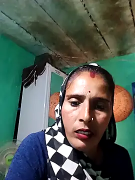 Snapshot of Arti13A chatting on May 5, 2026, 10:29 am Arti13A online show from May 5, 2026, 10:29 am