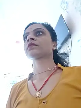 Sonam dhakad online show from September 23, 2025, 5:47 am