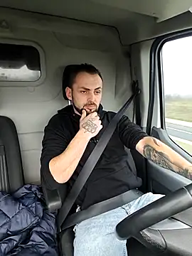 papichulo0099 online show from December 2, 2025, 6:48 am